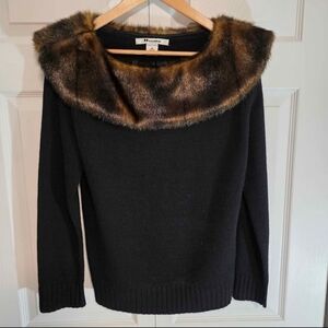 Peter Nygard Black Sweater with Faux Fur Trim